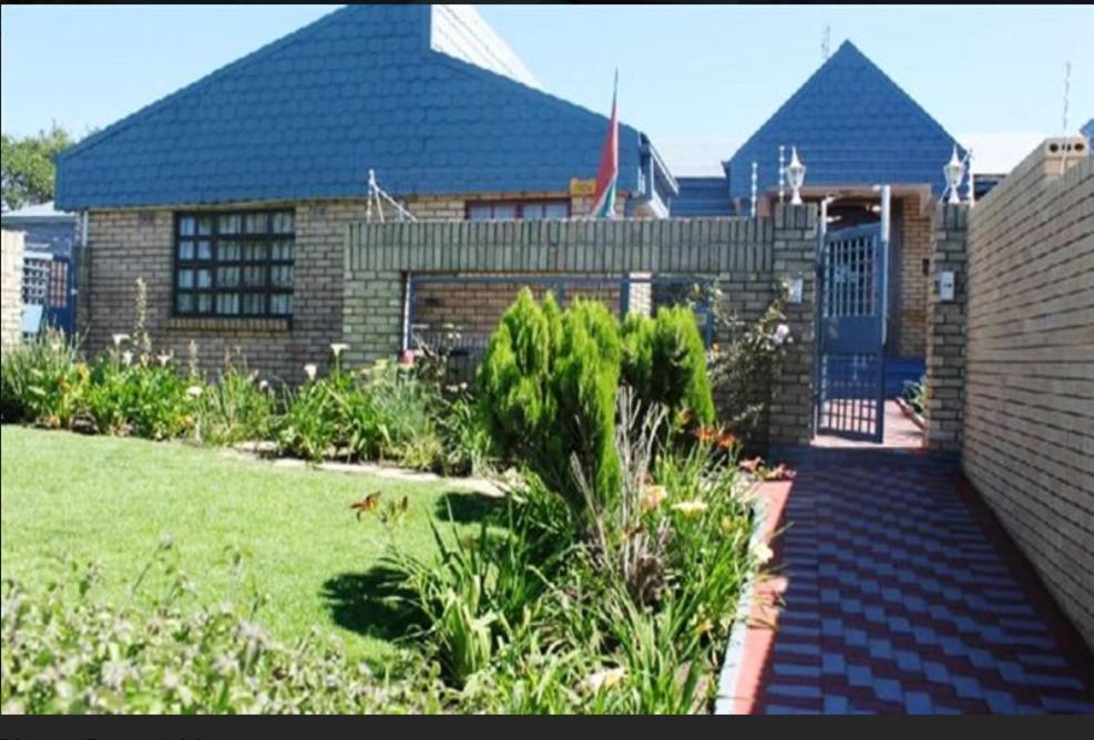 Obaa Sima Guest House Mthatha Exterior photo
